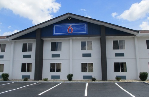 Graysville Hotel | Motel 6 Chattanooga, TN - Airport
