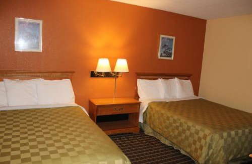 Creston Hotel | Motel 6-Grand Rapids, MI - Northeast