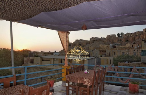 Amar Sagar Pol House | Motel ∙ 8 guests