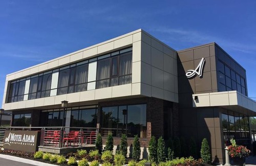 Downtown Gatineau Hotel | Motel Adam