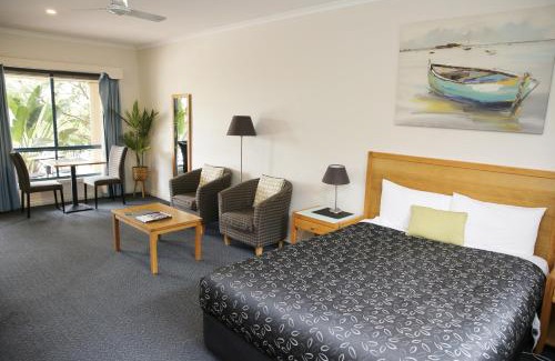 Inverloch Hotel | Motel On A'Beckett