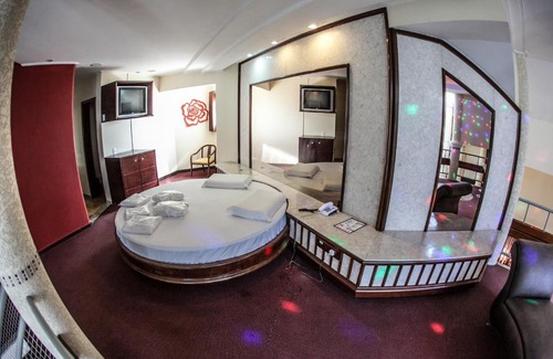Centro Hotel | Motel Supreme