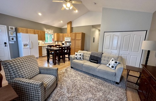 Huffman - O' Malley Apartment | Mother in Law apartment overlooking landscaped yard and ponds, ADA ramp.