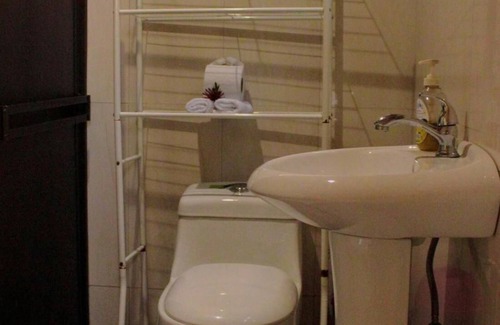Drake Bay House | Motmot, triple confort room with air conditioning and sea view