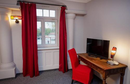 Warthausen Bed & Breakfast | Motorworld Inn