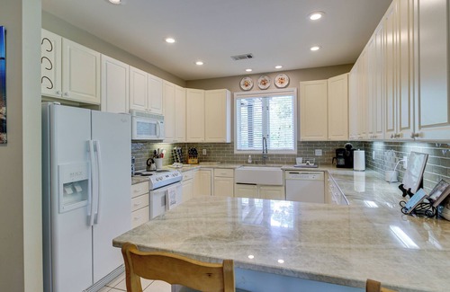 Mount Ida Condo | Mount Ida Vacation Rental w/ Lake Ouachita Access!