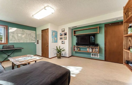Bozeman House | Mountain Escape: with Sauna near Yellowstone