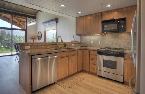 Purgatory House | Mountain Fairway Retreat (#748) | Near Ski - On Golf - AC/Pool/HotTub