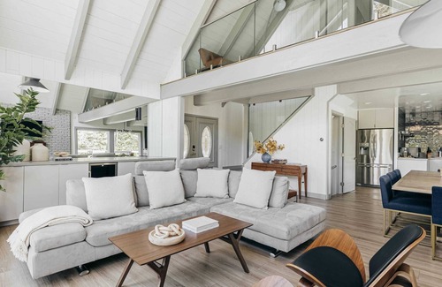 Lake Arrowhead House | Mountain Hideaway: Panoramic Views + Game Room