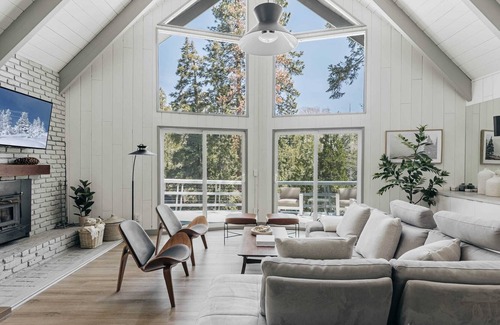 Lake Arrowhead House | Mountain Hideaway: Panoramic Views + Game Room