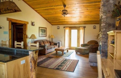 Afton Condo | Mountain Inn #2: 1 BR Condo – Afton WY