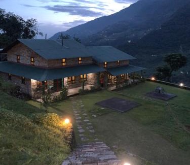 Lumle Cabin | Mountain Lodges of Nepal - Landruk