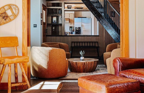 Laurel Ridge Cottage | Mountain Mindset: Pup Friendly + Trail