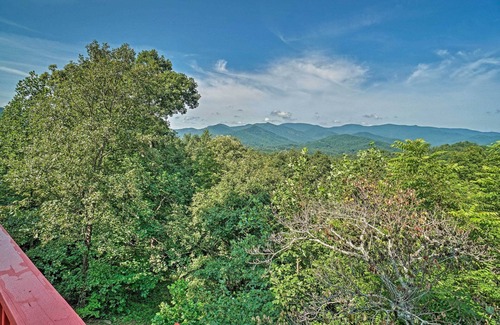 Otto House | Mountain Retreat w/Decks, Hot Tub, & Games!