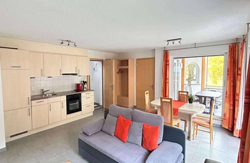 Saas Grund Apartment | Mountain Stay with Balcony