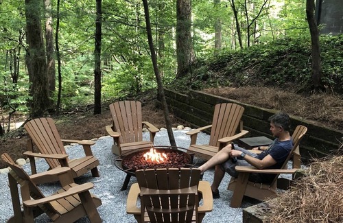 Big Canoe House | Mountain STREAM in BIG CANOE greenbelt trails GAMEROOM sauna pool table firepits
