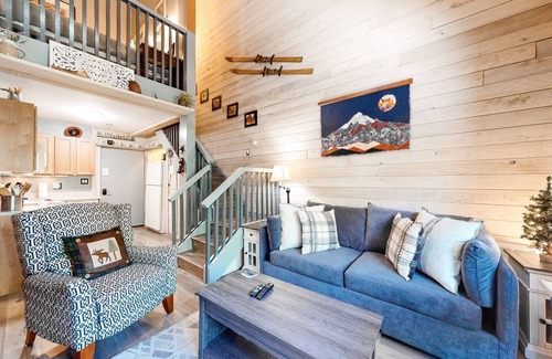Elkhorn Village Apartment | Mountain studio & loft with fireplace, near skiing & trails