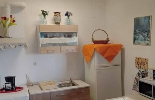Toriza Apartment | Mountain Tower House close to Sparta, Mystras and Mani! Pet friendly