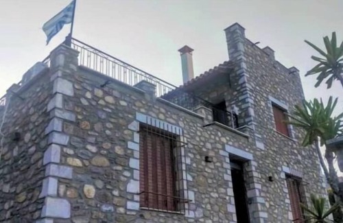 Toriza Apartment | Mountain Tower House close to Sparta, Mystras and Mani! Pet friendly