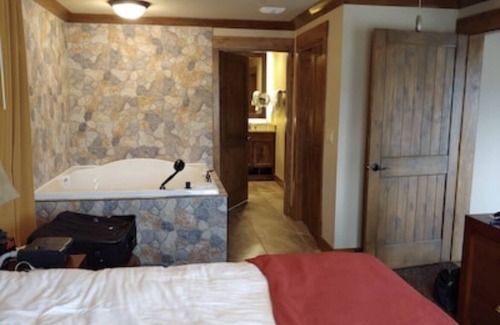 Gatlinburg Resort | Mountain Vacation! Look no more!
