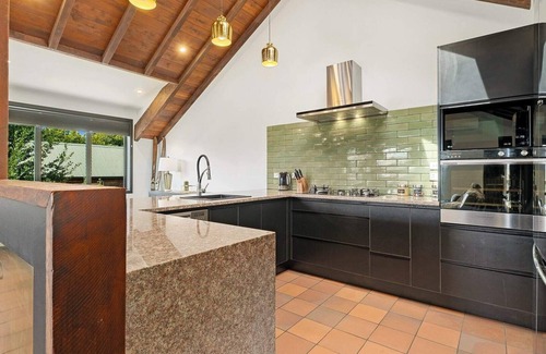 Wanaka House | Mountain View Chalet