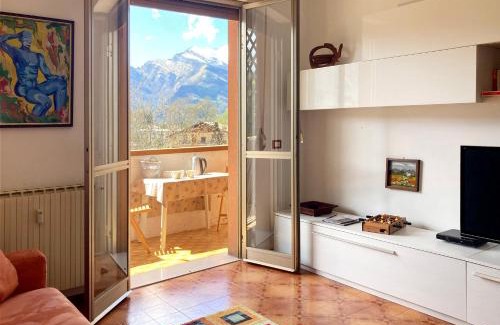 Moggio Apartment | Mountain view charming apartment