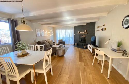 Mont-Tremblant Apartment | Mountain view fully renovated 6-8 people condo