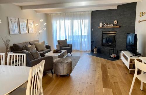 Mont-Tremblant Apartment | Mountain view fully renovated 6-8 people condo
