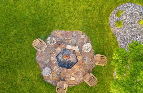 Bozeman House | Mountain View - Great location, inquire for rental car discounts!
