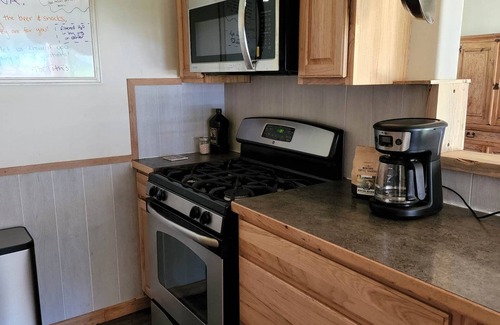 Columbia Falls House | Mountain view home