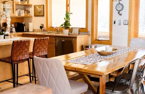 Frisco House | ⛷️Mountain View Home🌲4 Seasons Room☀️Rooftop Deck♨️Hot Tub🤑$0 Cleaning Fees