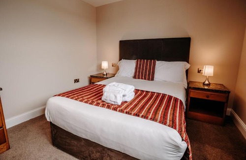 Newcastle House | Mountain View Lodge