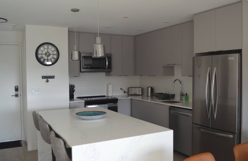 Revelstoke Condo | Mountain View Retreat w/Private Hot Tub! Central to All Fun.