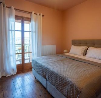 Makhairoi Villa | Mountain View Villa, by the Pool,Aris