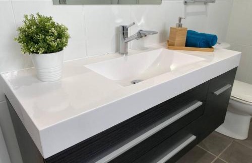 Gerringong House | Mountain Views (3 min drive to beach)