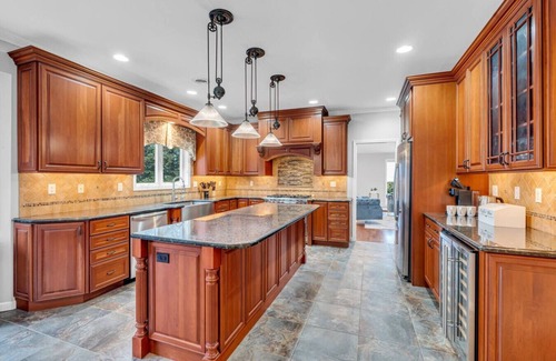Stony Point House | Mountain Views That'll Take Your Breath Away!