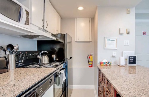 Craigleith Apartment | Mountainside Resort Condo at Blue