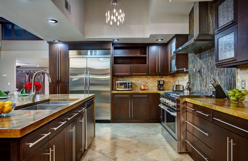Paradise Valley Village House | Mountainside Resort-like with/Heated Pool/Spa, Tennis, Pickelball, Bocci, Golf!
