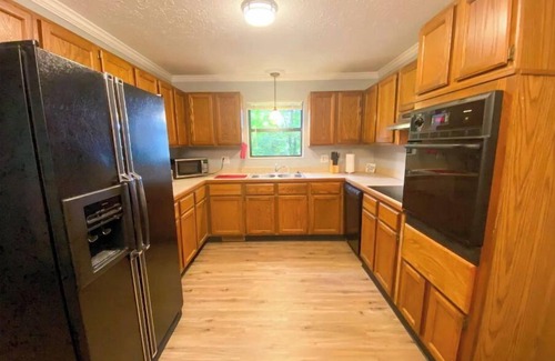 Knoxville House | Mountainside retreat 20 minutes from Downtown