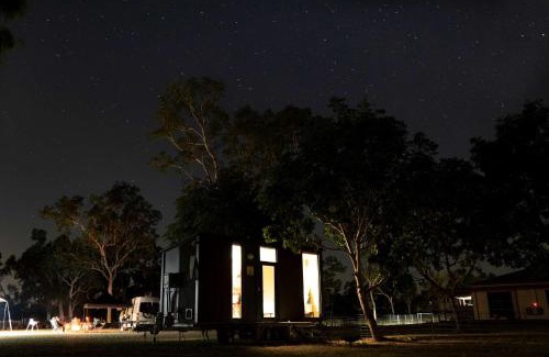 Toonpan House | Mountview Getaway by Tiny Away