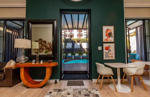 Sea Point Bed & Breakfast | Mountview Guest House
