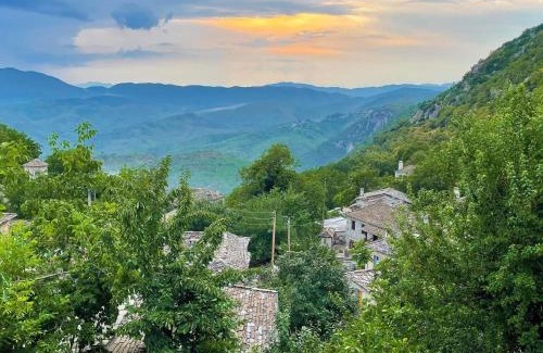 Kapesovo House | Mousafir Ontas