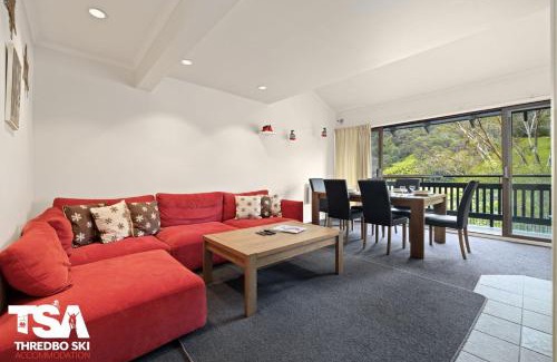 Thredbo Ski Chalet | Mowamba E5