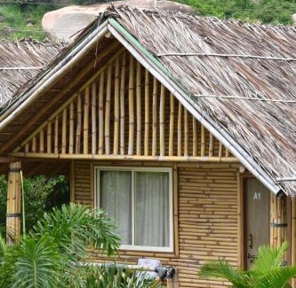 Kamalapur House | Mowgli's Cafe Hampi & Guest House