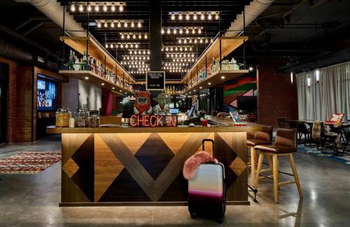 Dublin Hotel | Moxy Dublin Docklands