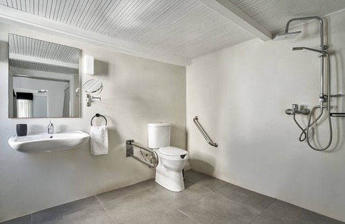 Finikia Hotel | Mr and Mrs White Oia – Santorini