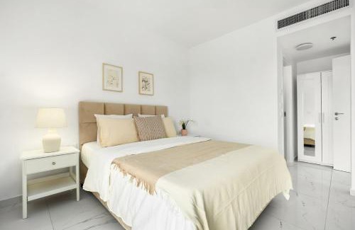 Jerusalem City Centre Apartment | MR savyon view 2BR with balcony