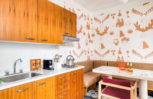 Zona Rosa Apartment | Mr. W | Spacious 1Br, great location Juarez
