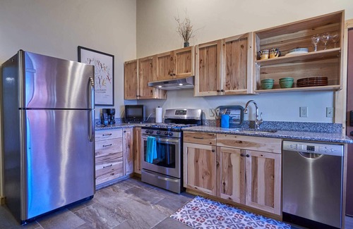 Joseph Condo | Mt. Joseph Lodge in Downtown Joseph: Unit #6