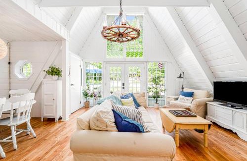 Charlevoix House | Mt McSauba A Frame Cottage